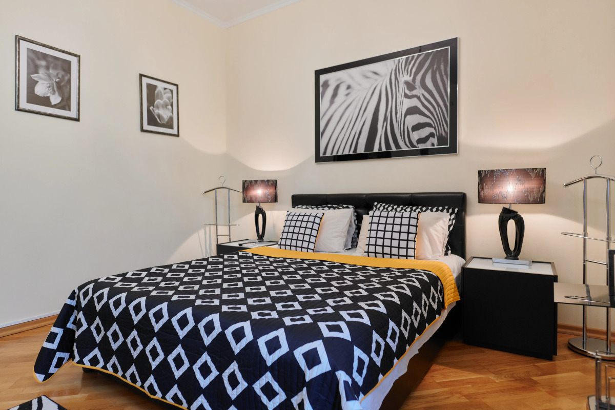 Апартаменты 2-комн. в самом центре Минска на пр. Независимости 37