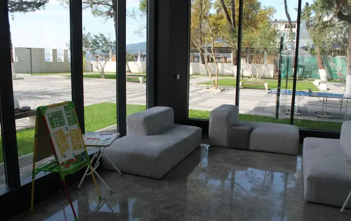 Отель Изумруд