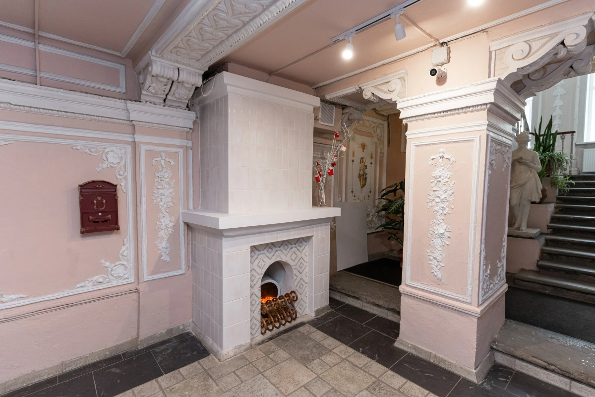 Меблированные комнаты Пио на Моховой 39