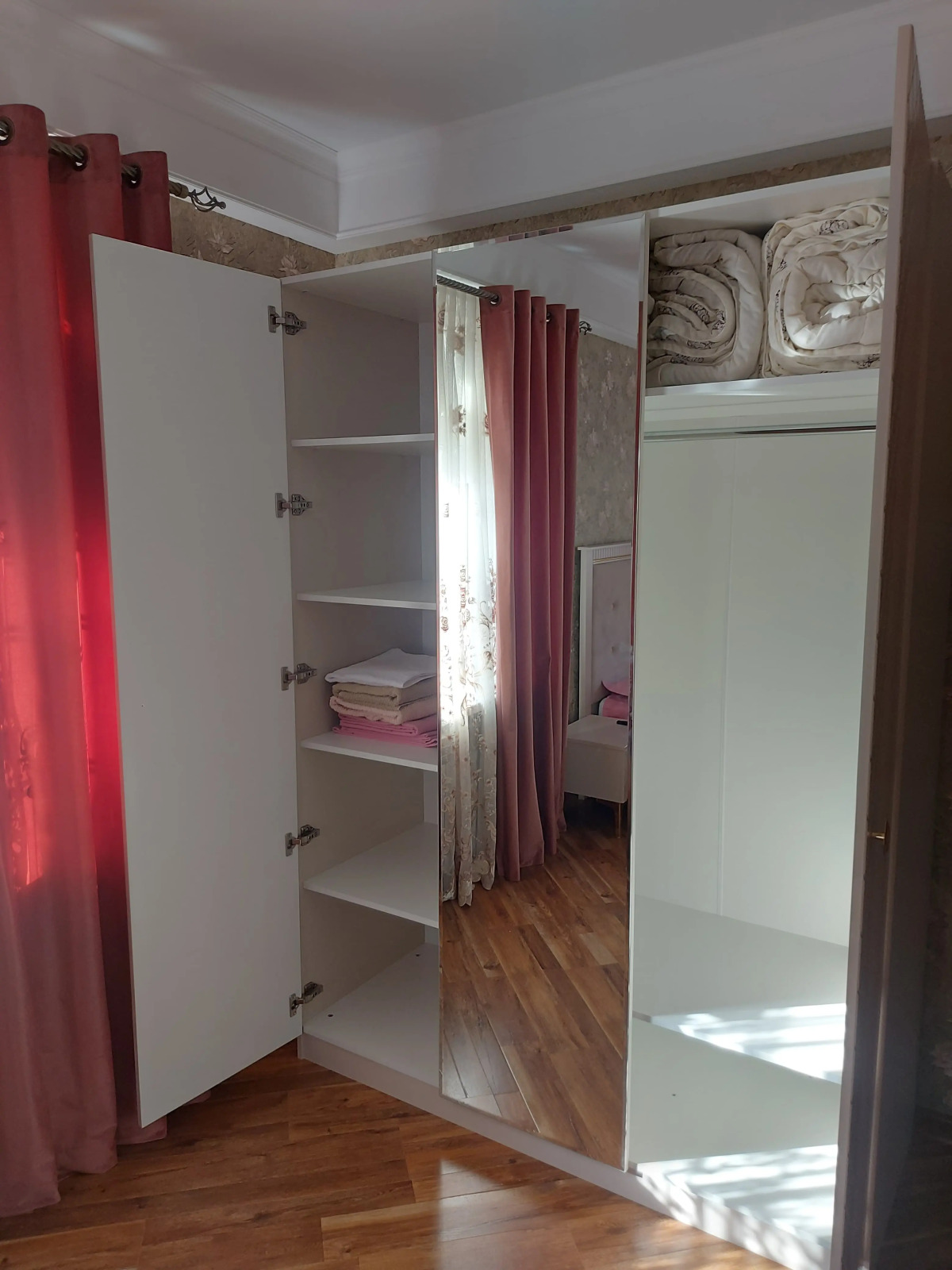 Апартаменты 2-х комнатная квартира на Расула Гамзатова