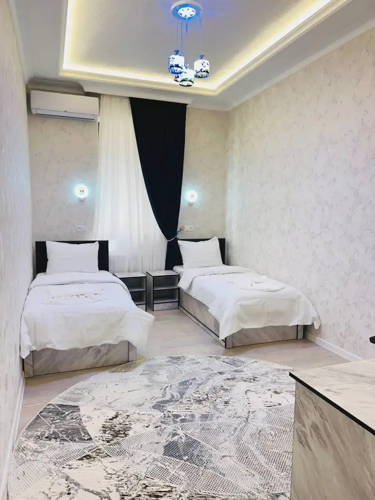 Отель Status Inn