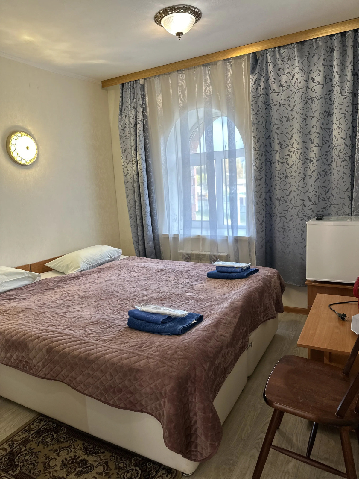 Отель Лотос