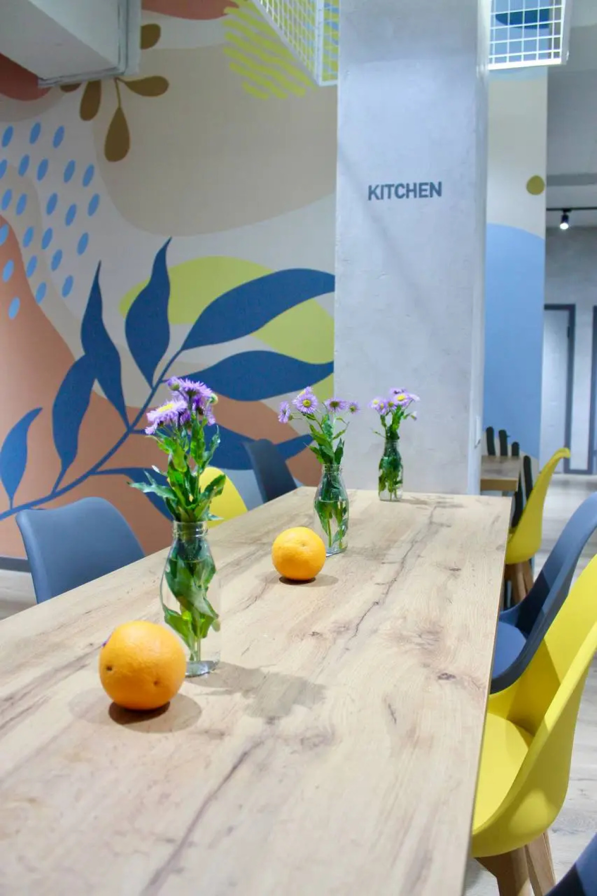 Хостел izzzi hostel Bishkek