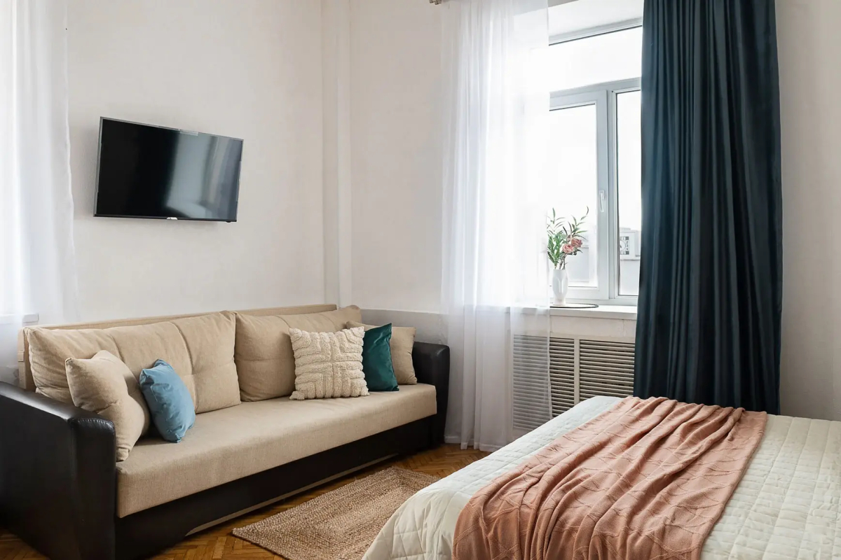 Апартаменты с Видом на Садовую