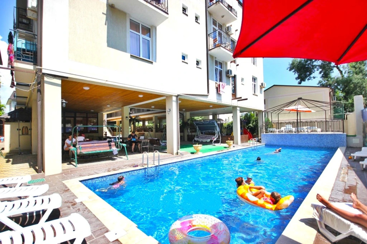 Отель Атриум