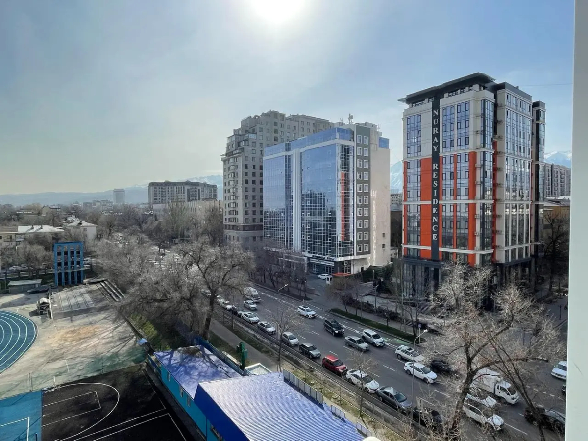 Апартаменты Студия День Ночь с Видом На Горы