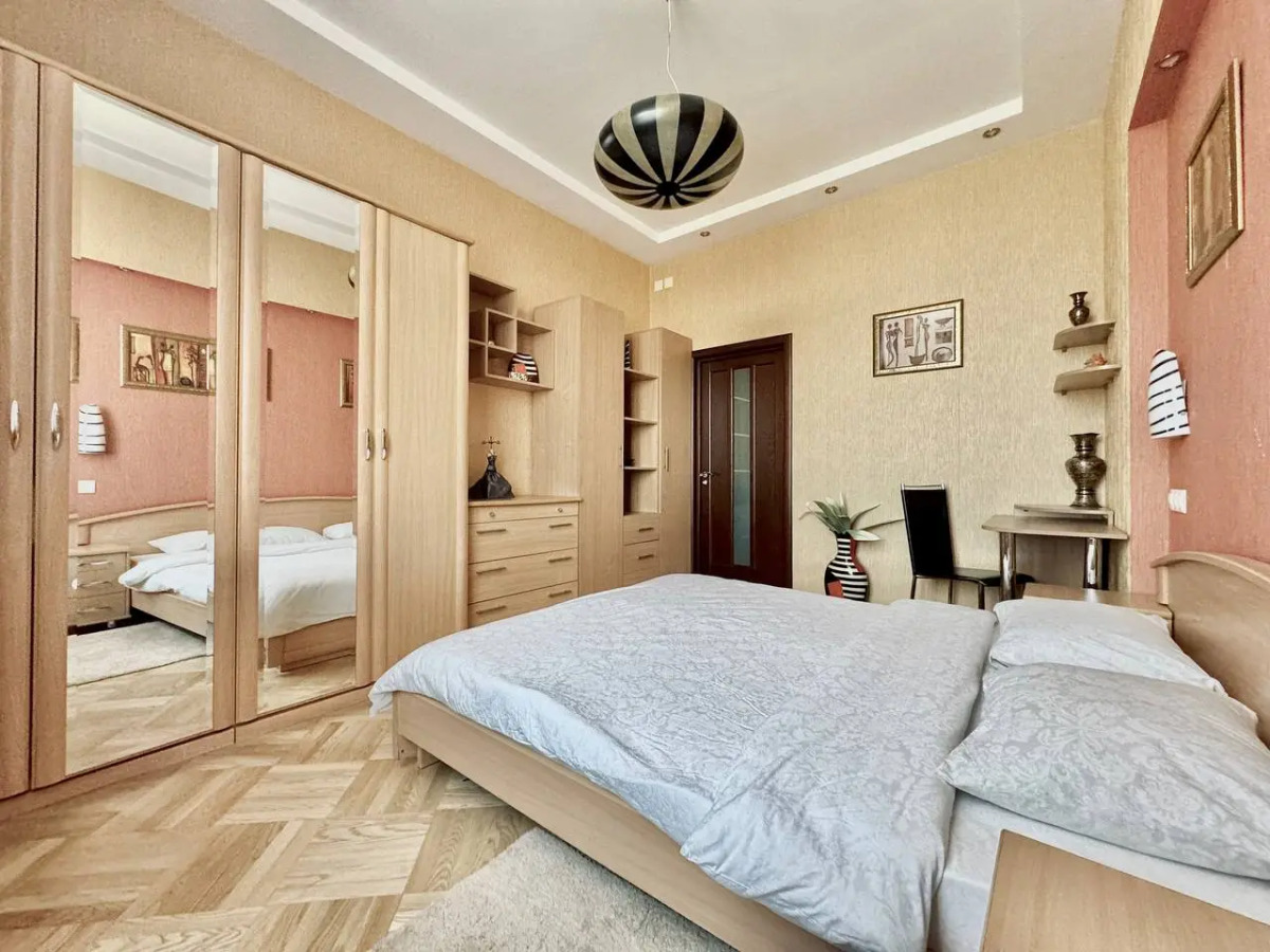 Апартаменты Красивая двушечка с джакузи в самом сердце Минска