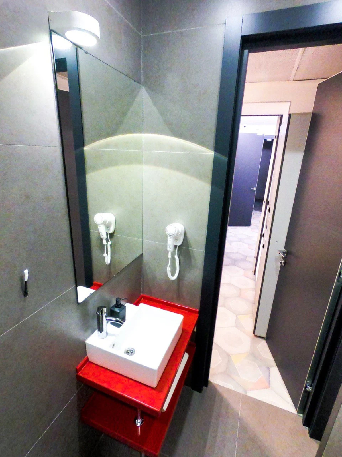 Хостел Poshtel VDali