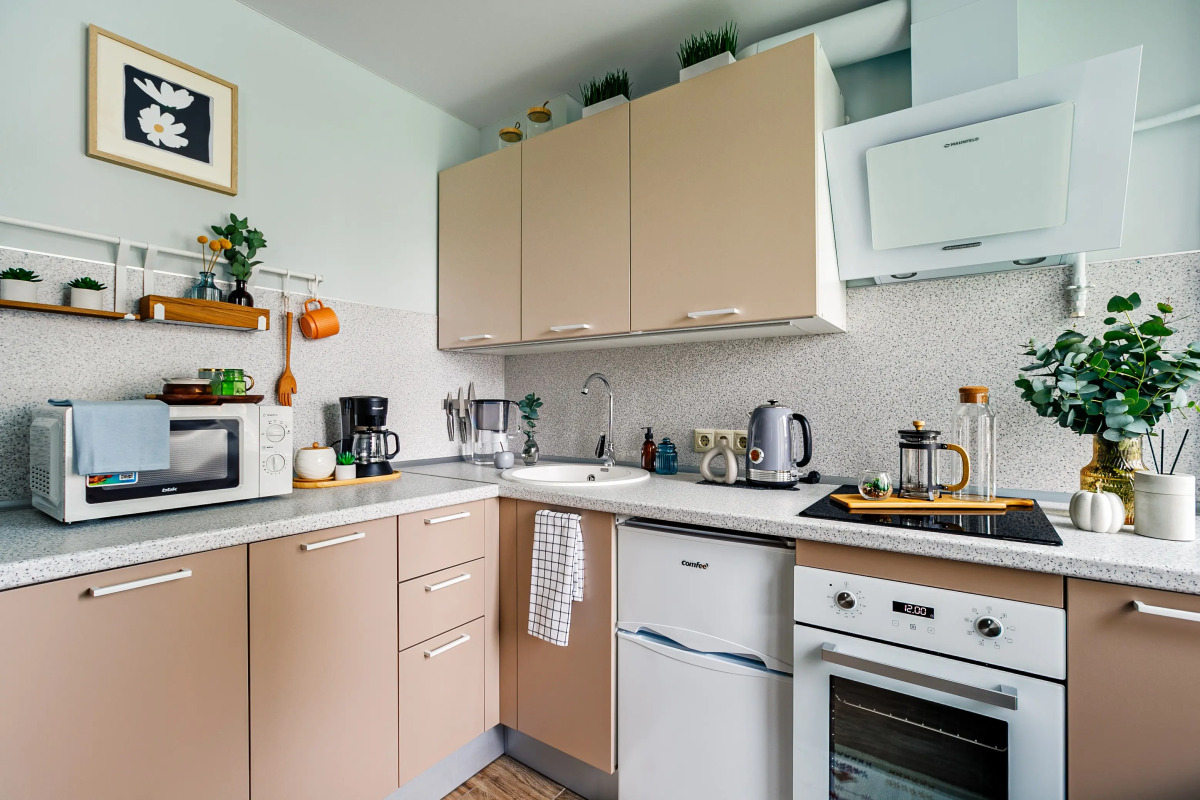 Апартаменты Butyrsky Cozy with Terrace, Parking and King-size Bed