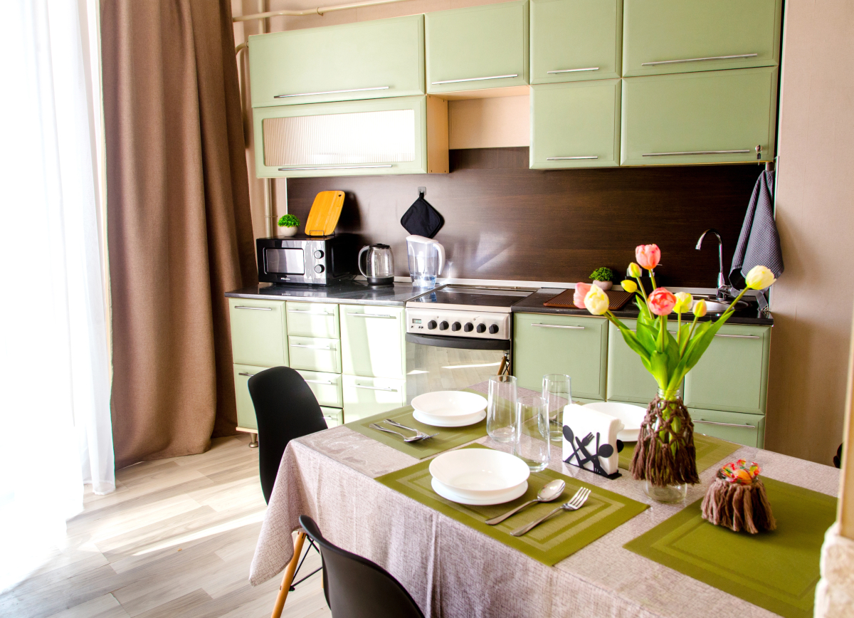 Квартира возле Самолёта