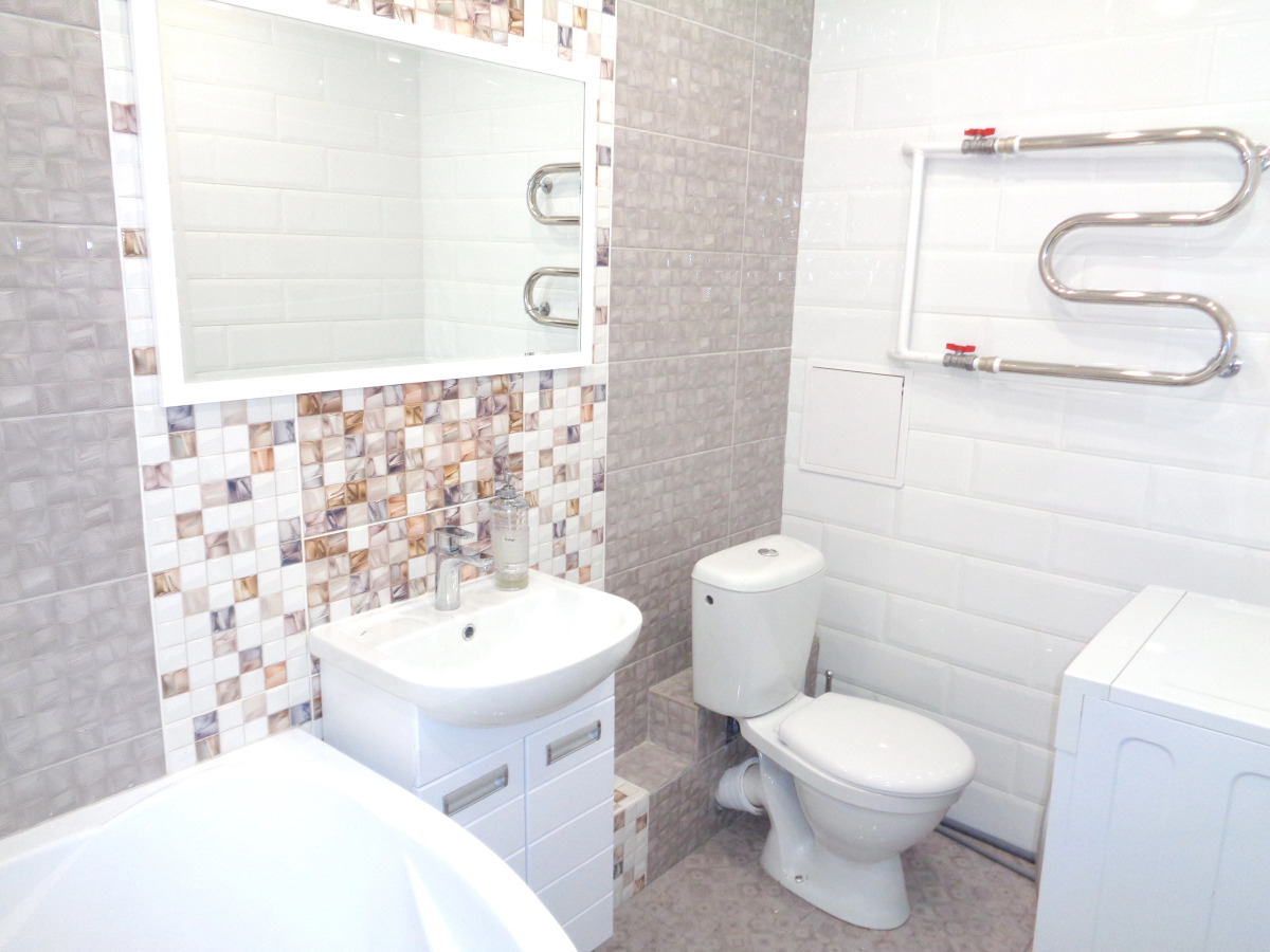 Апартаменты  Авиаторов 42