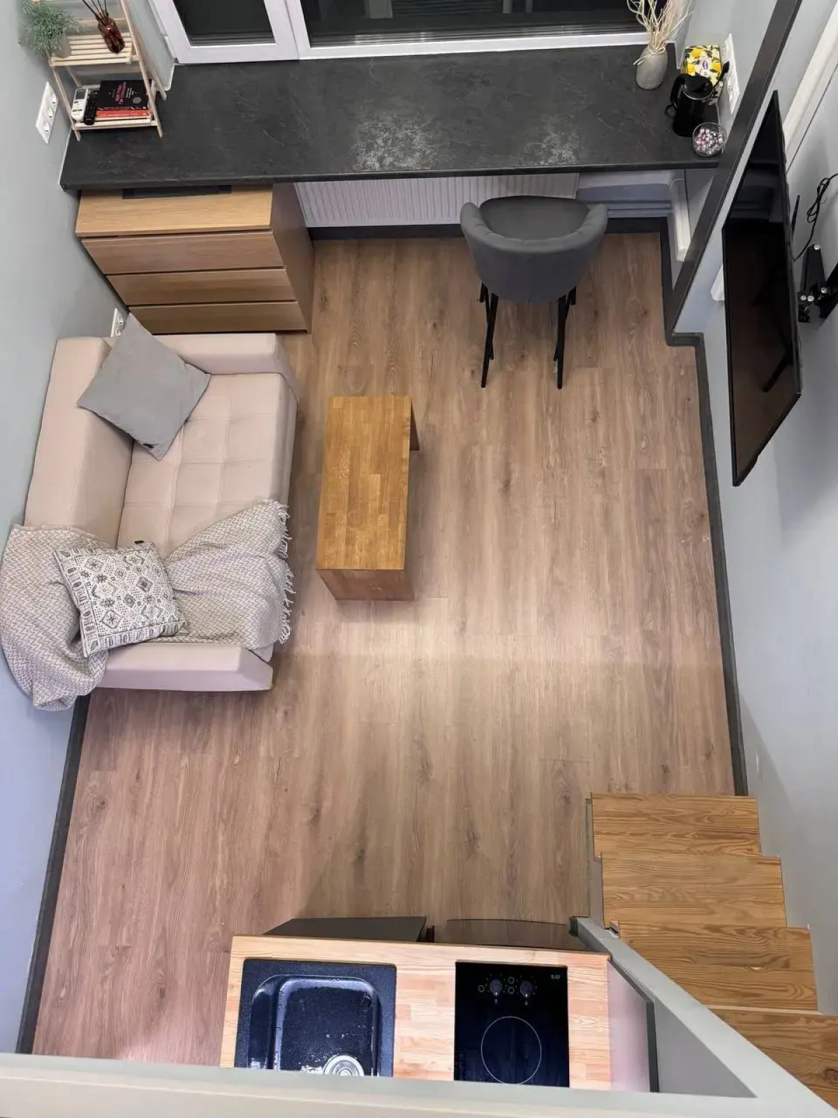 Двухуровневые Апартаменты на Нагорной с красивым видом из окна