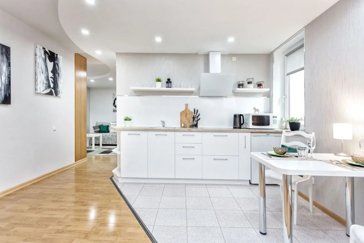 Апартаменты Леонида Беды 6