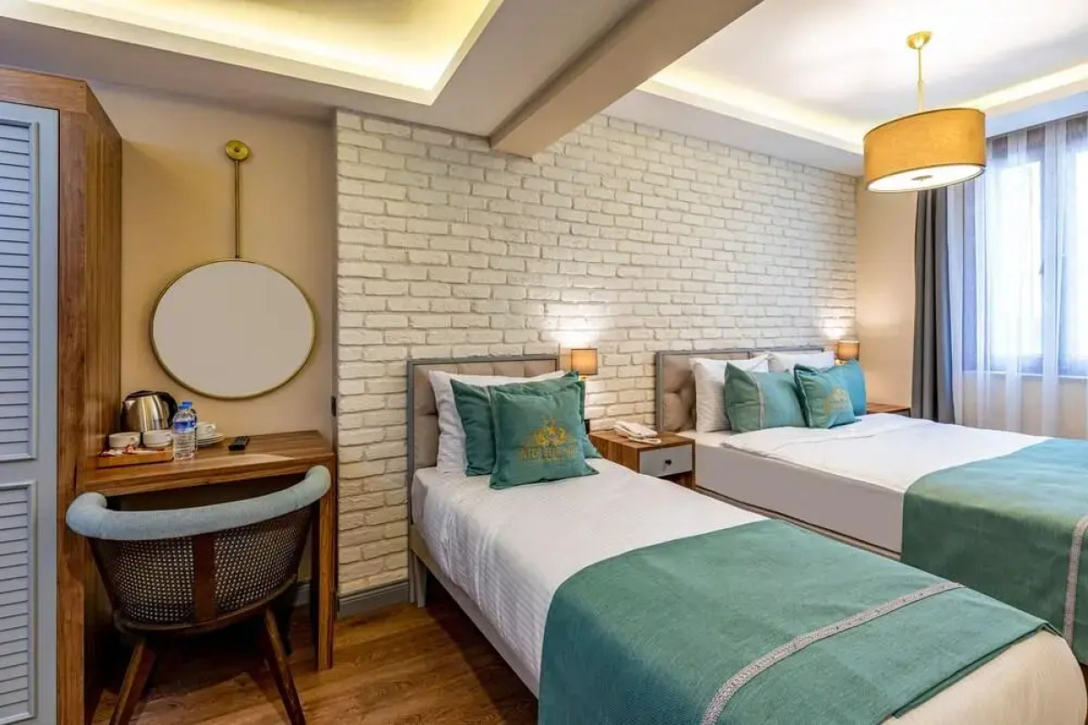 Отель Interstar