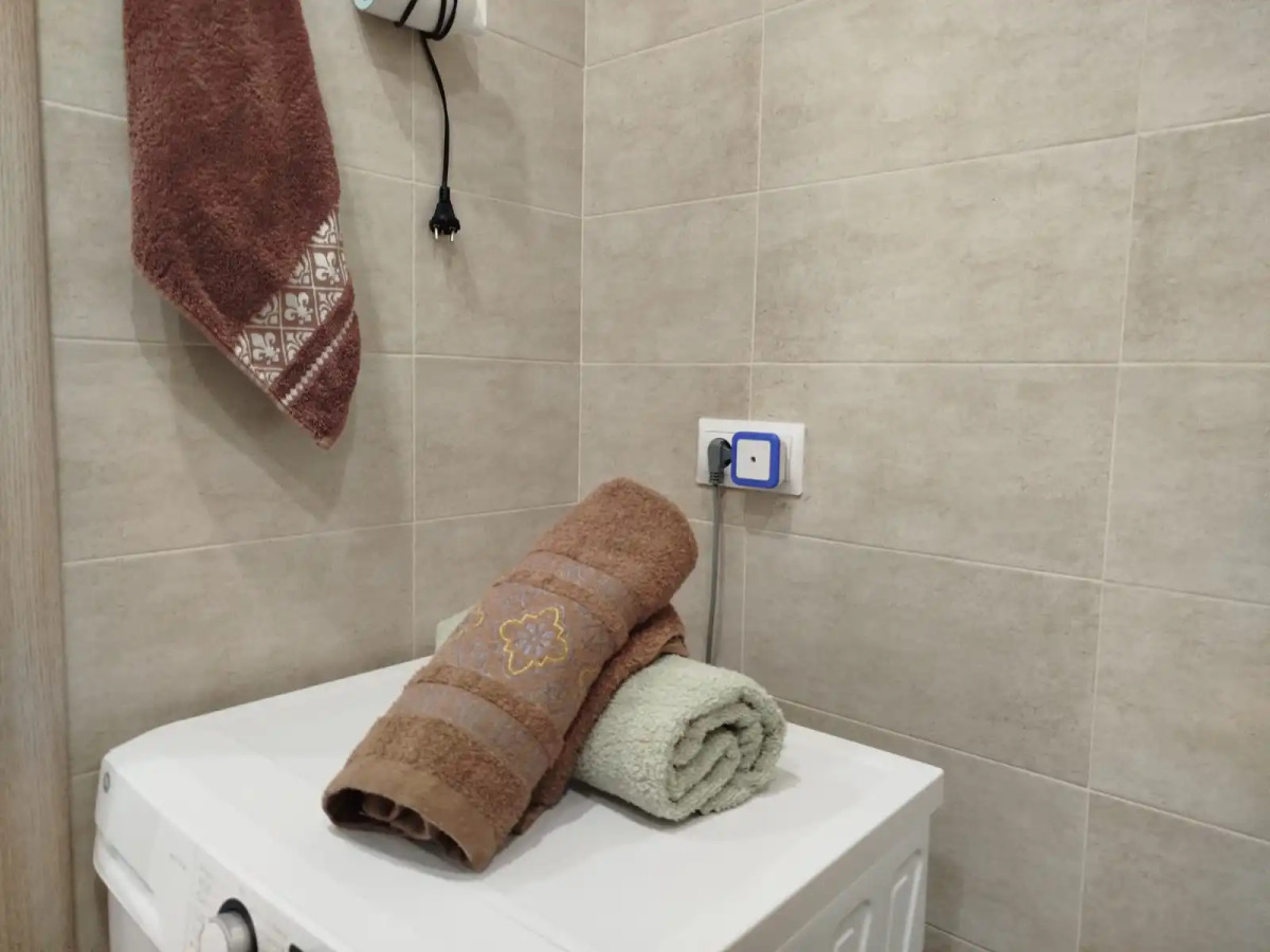 Квартира студия live in comfort на Современников 8