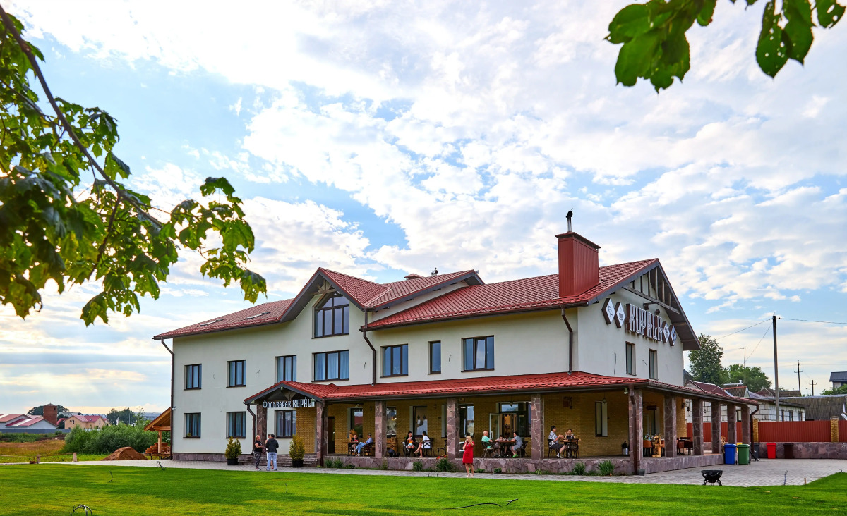 Отель Фальварак Купала