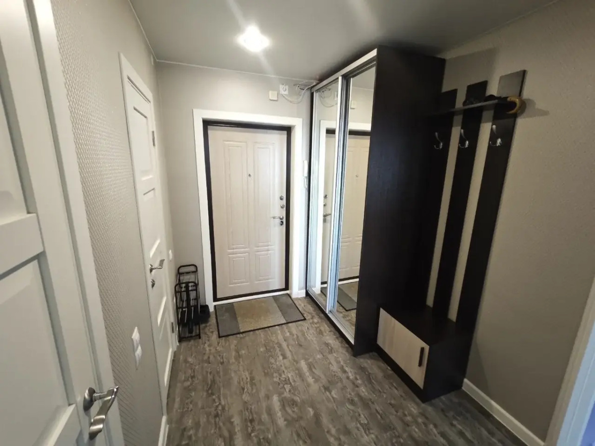 Квартира просторная с балконом и видом на лес