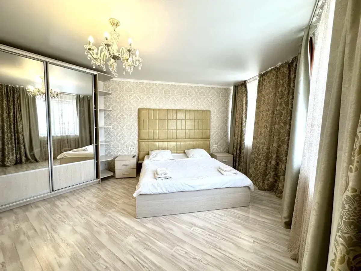 Апартаменты 651 Флэтс-Лайн на улице Красноармейская 100