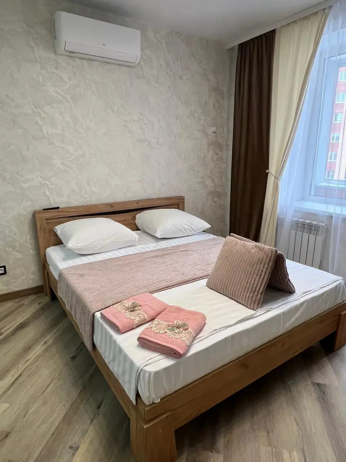 Апартаменты Wow Киевская 139