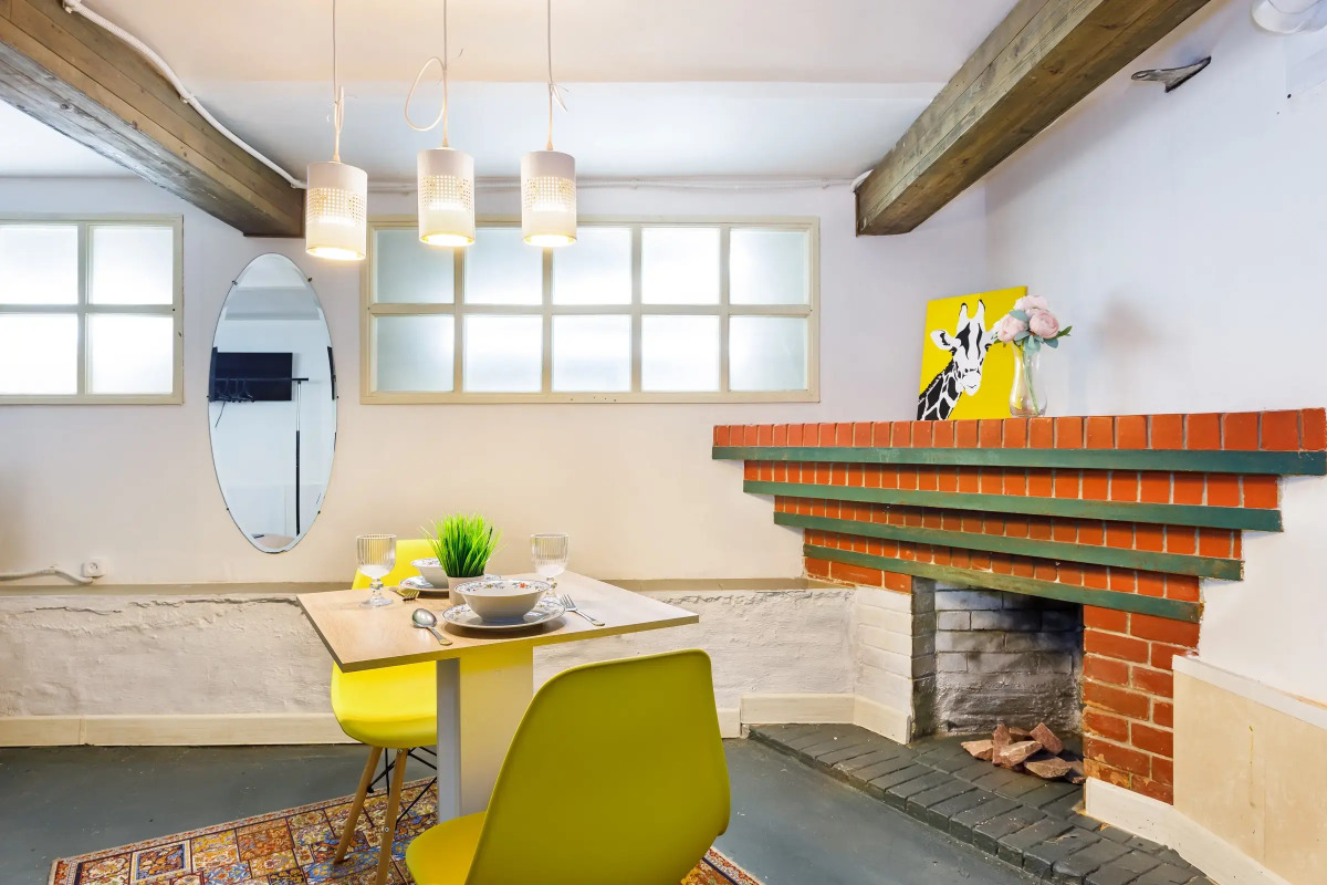 Апартаменты Roomstay с камином