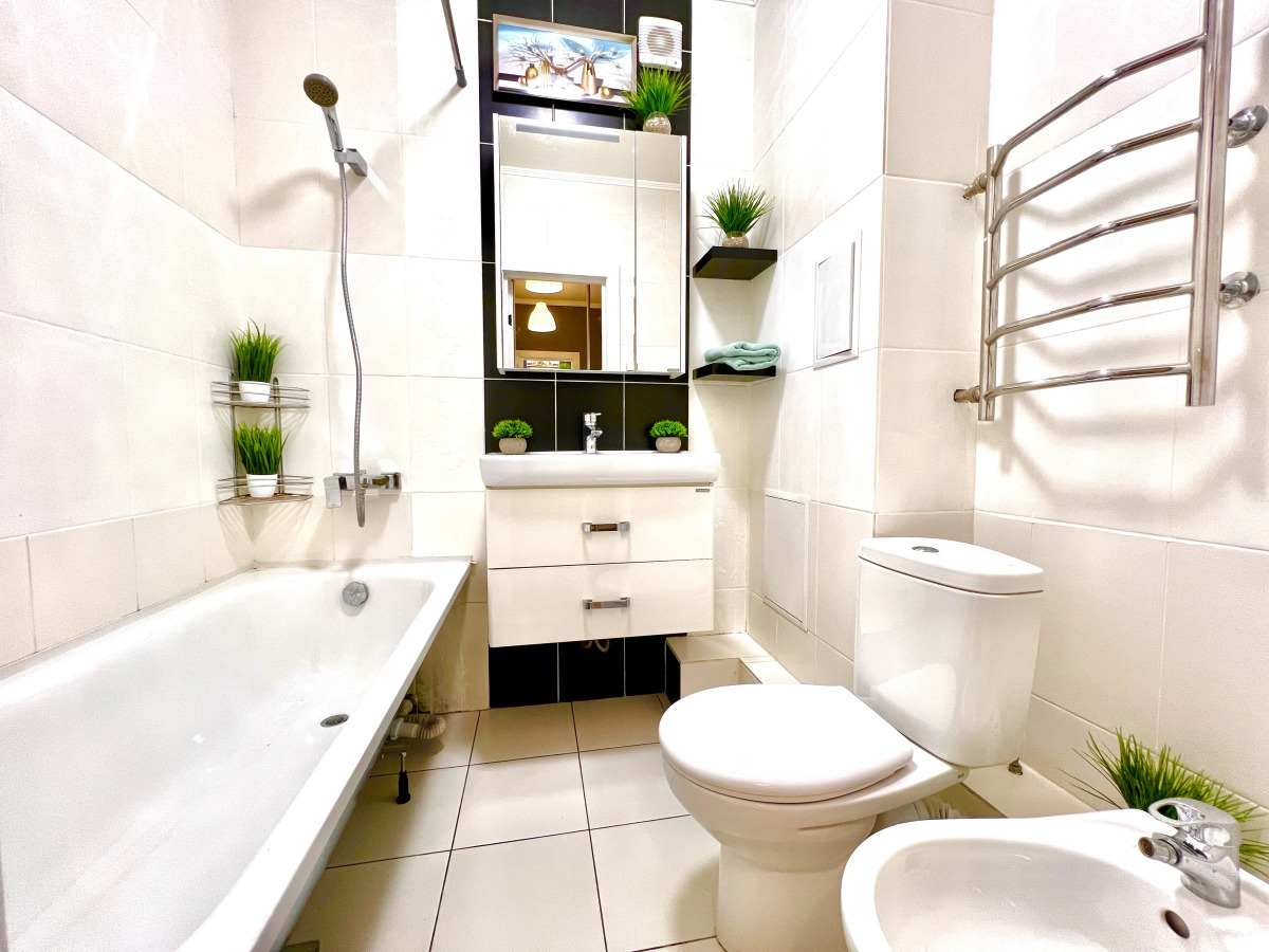 Уютные Апартаменты (рядом с ЖД вокзалом)  (ул. Никитинская 30)