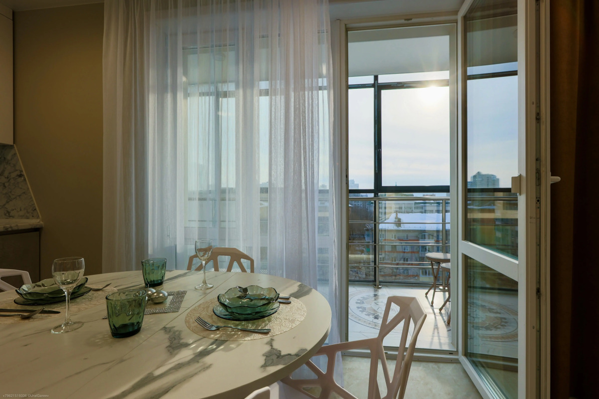 Квартира Двухкомнатная с балконом в новом доме