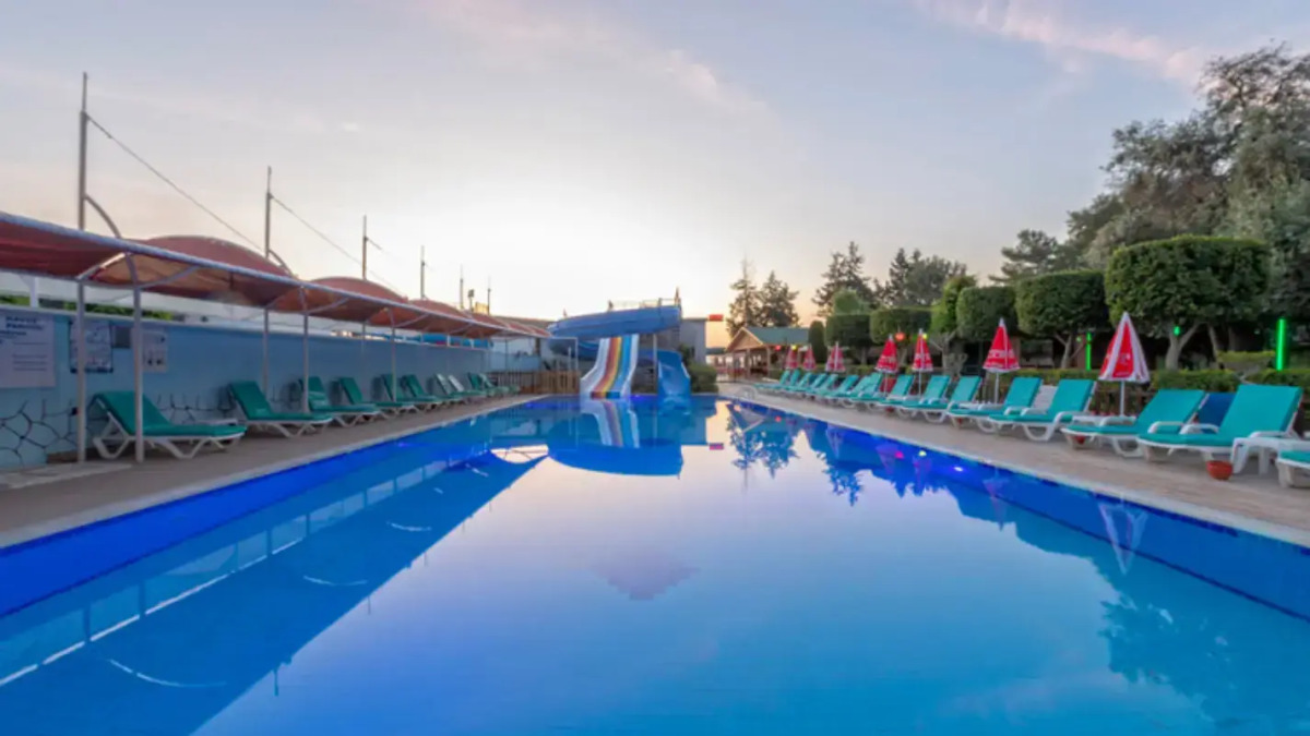 Lims Bona Dea Beach Hotel – All Inclusive