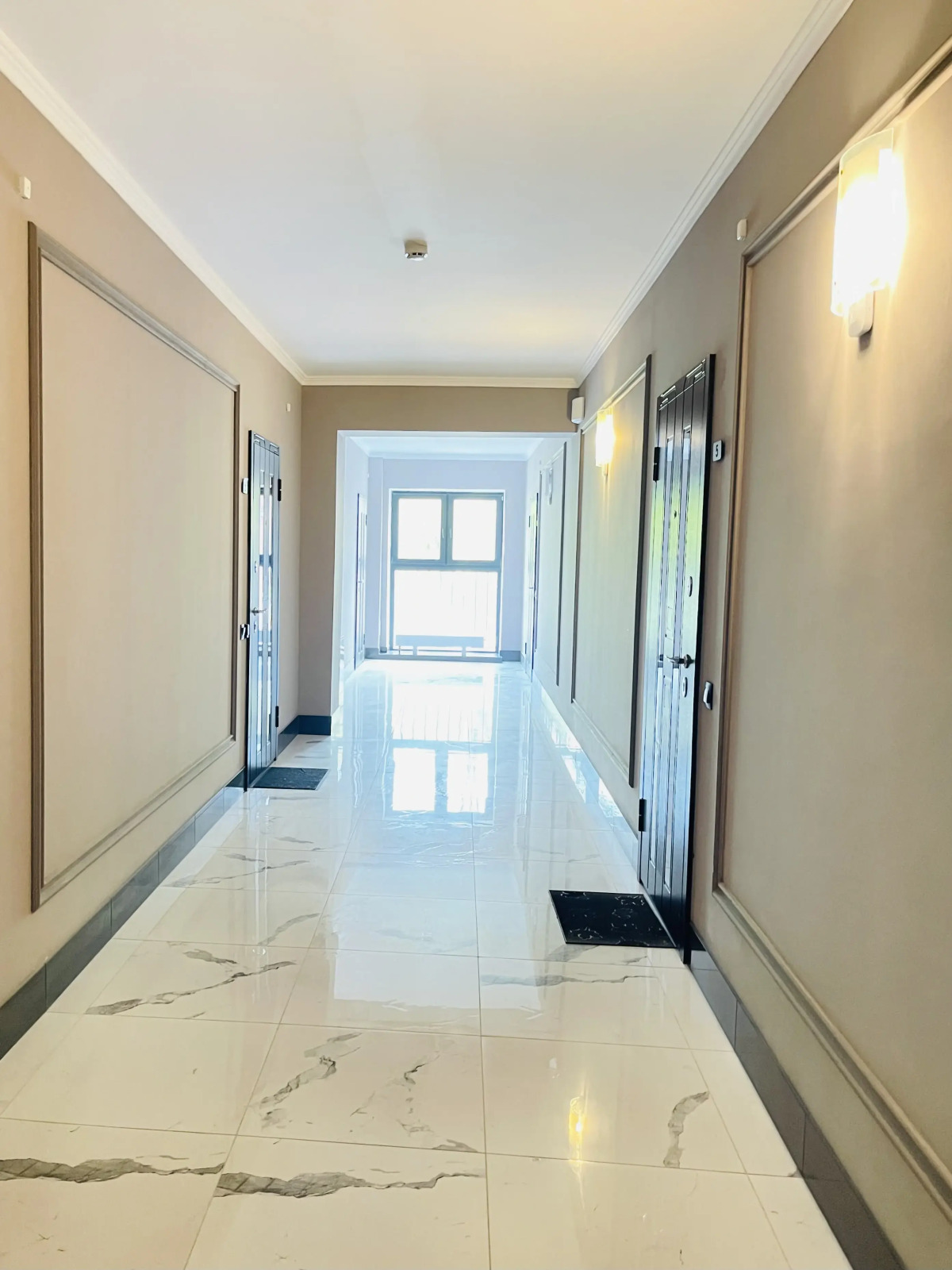 Апартаменты с видом на сосновый парк рядом с морем