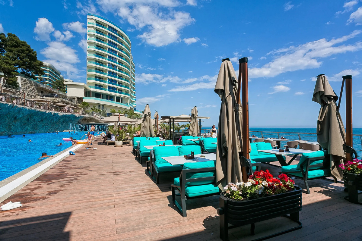 Апартаменты Студия с террасой и видом на море в Скай Плаза 3