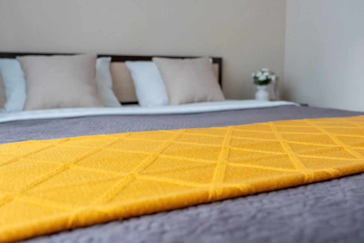 Апартаменты студия в одном из оживленных районов левого берега по улице Немировича -Данченко!