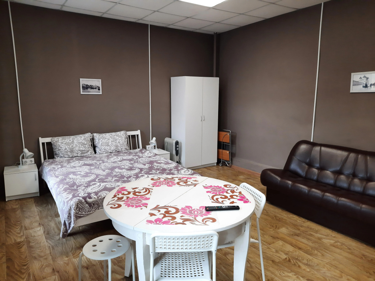 Апартаменты на Никольской 8