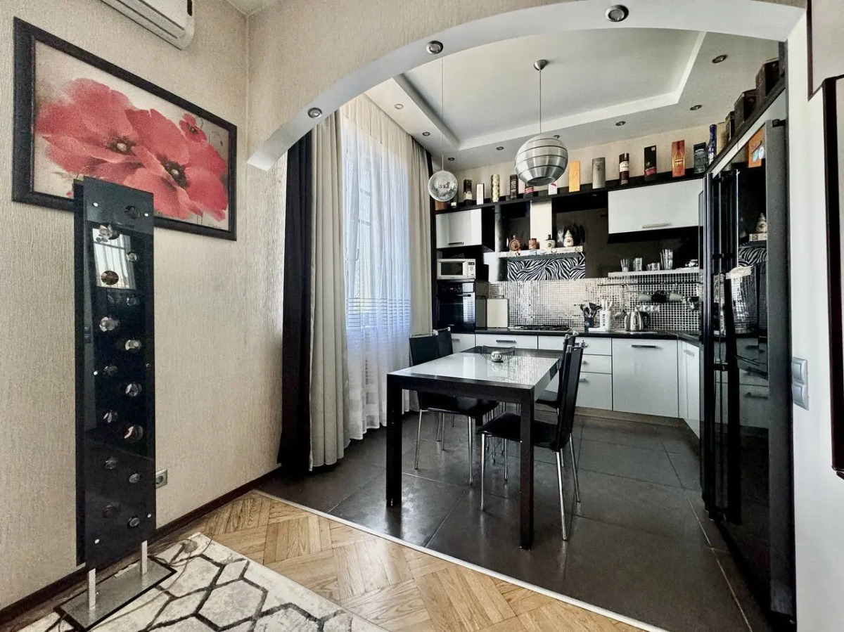 Апартаменты Красивая двушечка с джакузи в самом сердце Минска