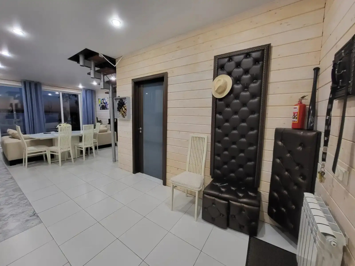 Частный дом на улице Полуостров Маленький