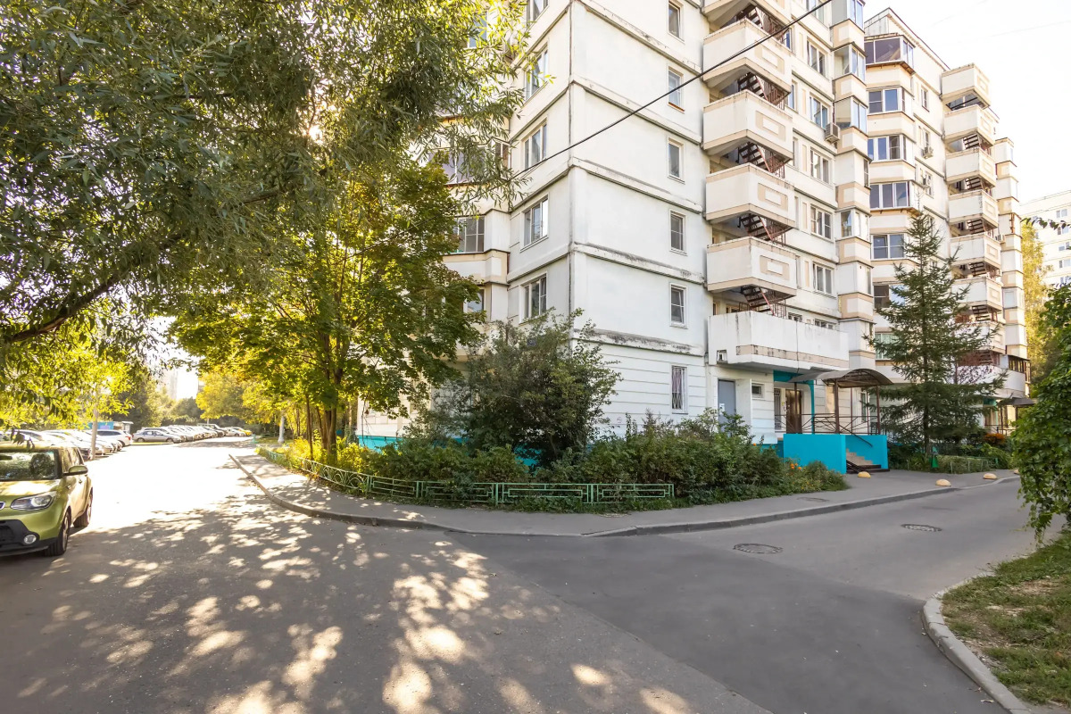 Квартира 1-комнатная у метро Улица Скобелевская