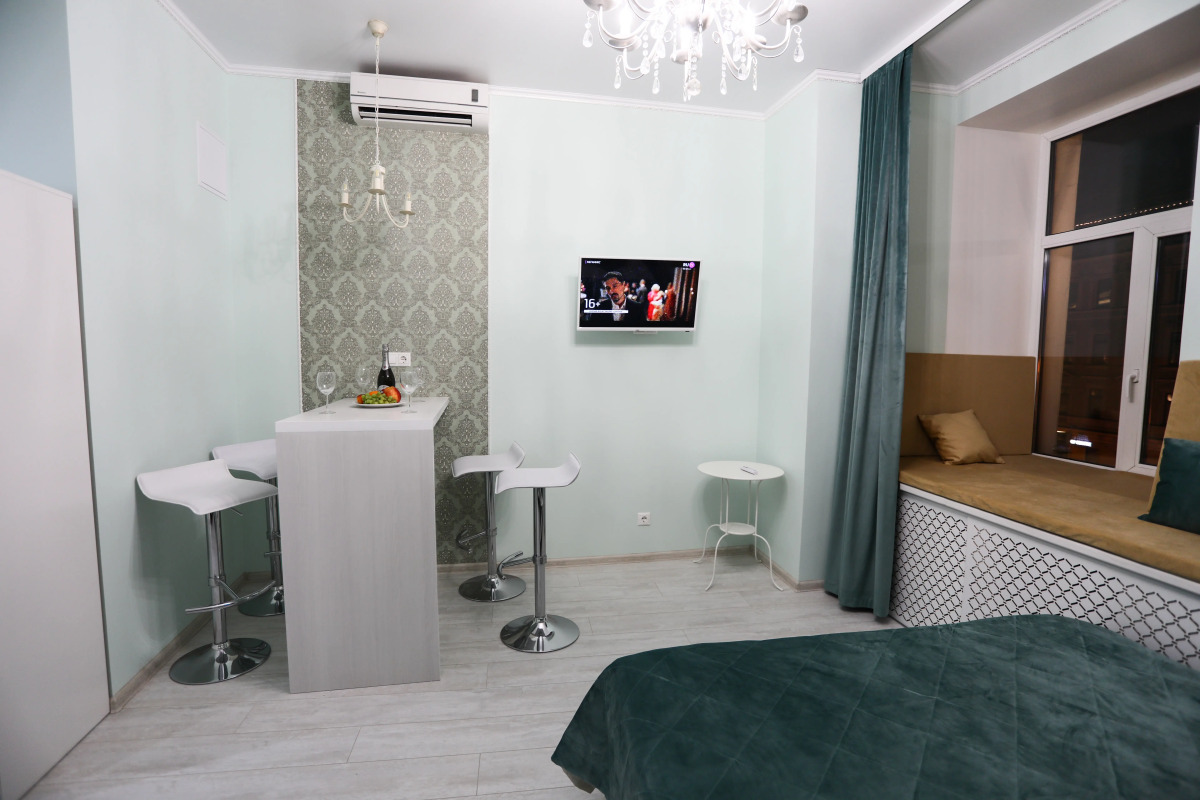 Апартаменты 4 Невский Проспект 81