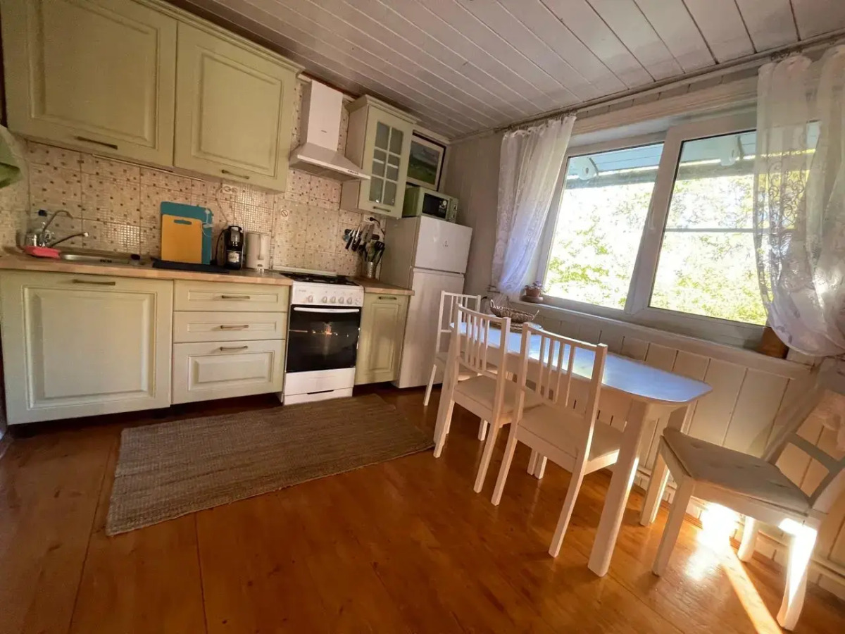 Частный дом Домик у воды