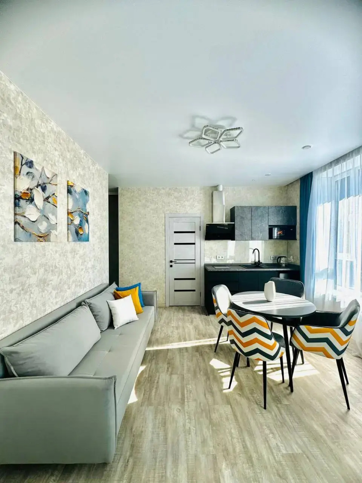 Квартира Студия Apart VL на Комарова