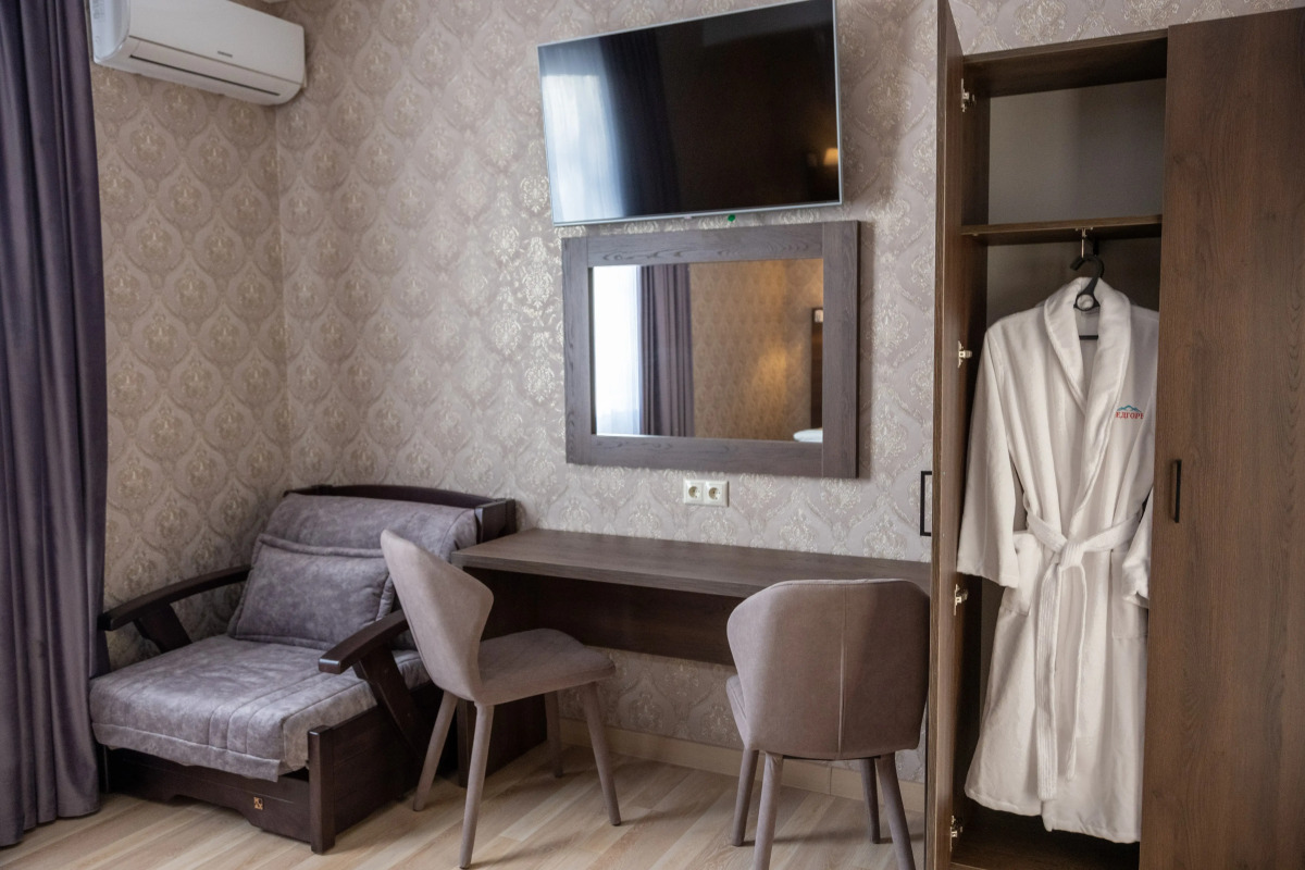 Отель Предгорье