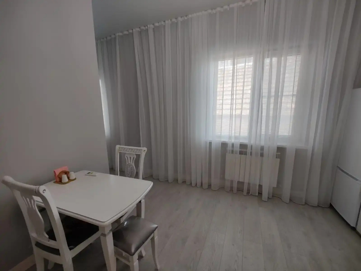 Апартаменты "В гостях у Ани"