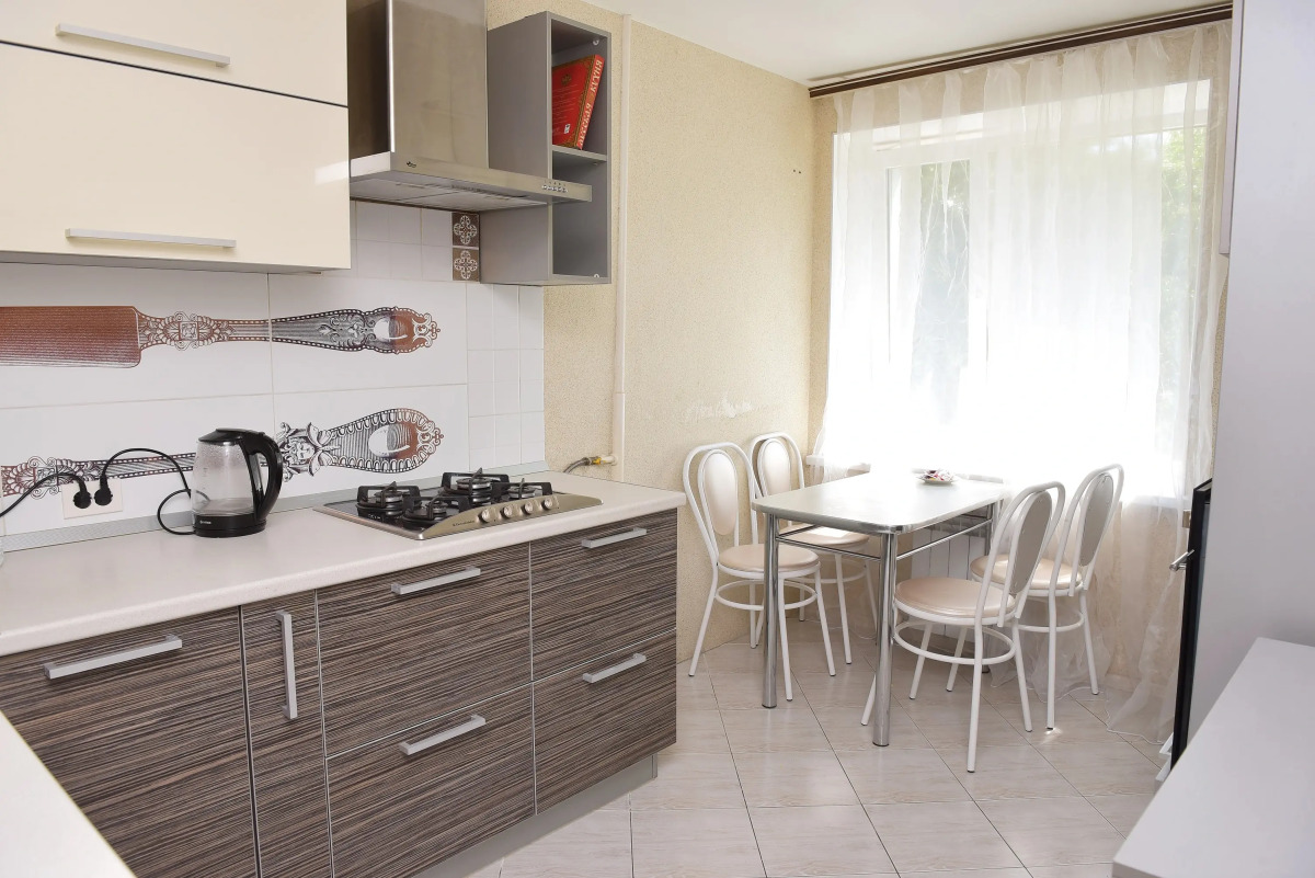 Двухкомнатные Апартаменты Sutki VIP на Кулакова 3