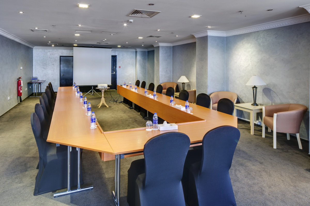 Отель Novel City Center