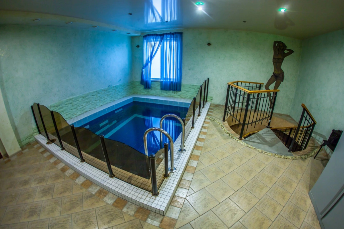 Отель Империал