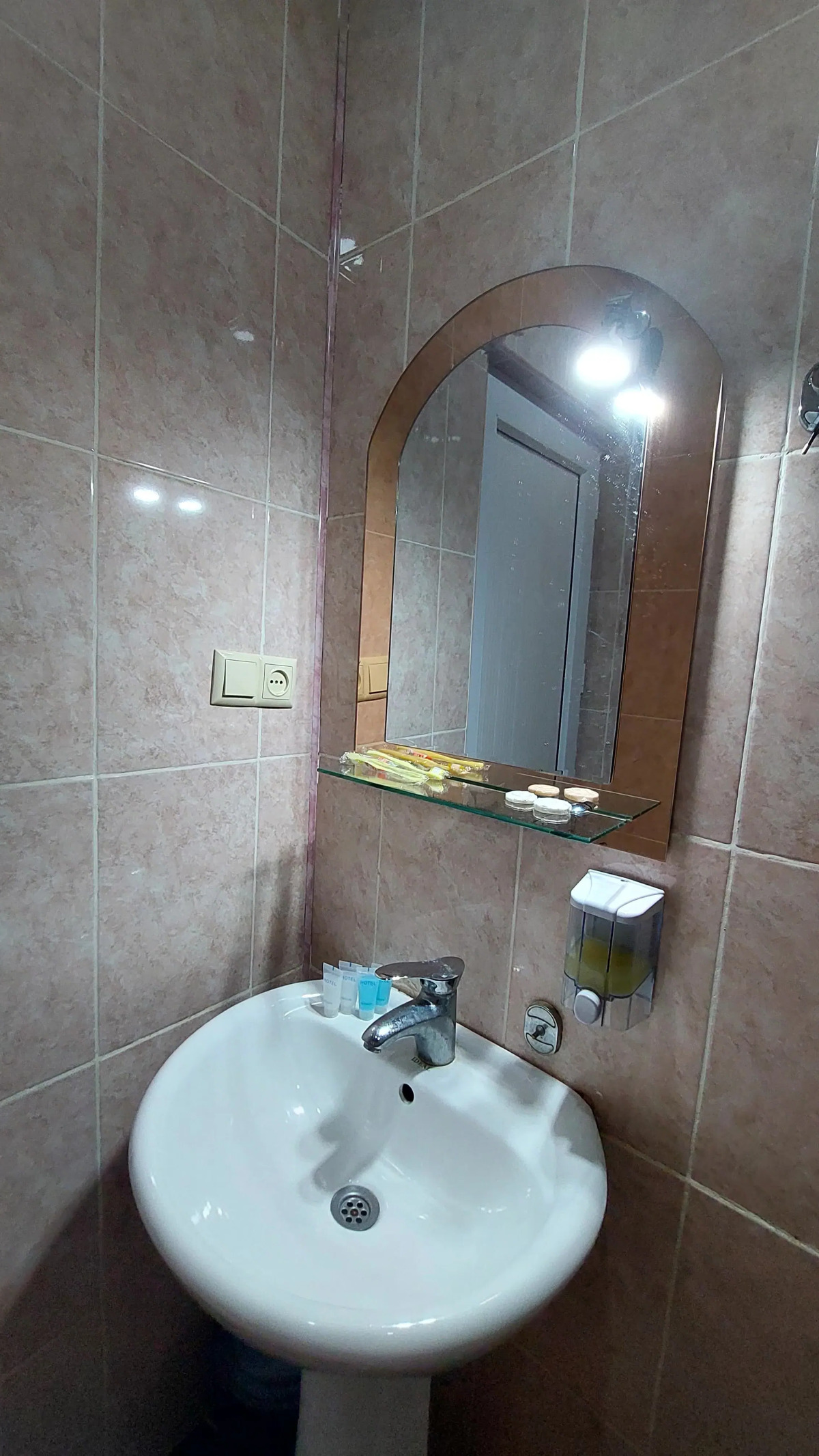 Отель Max Comfort