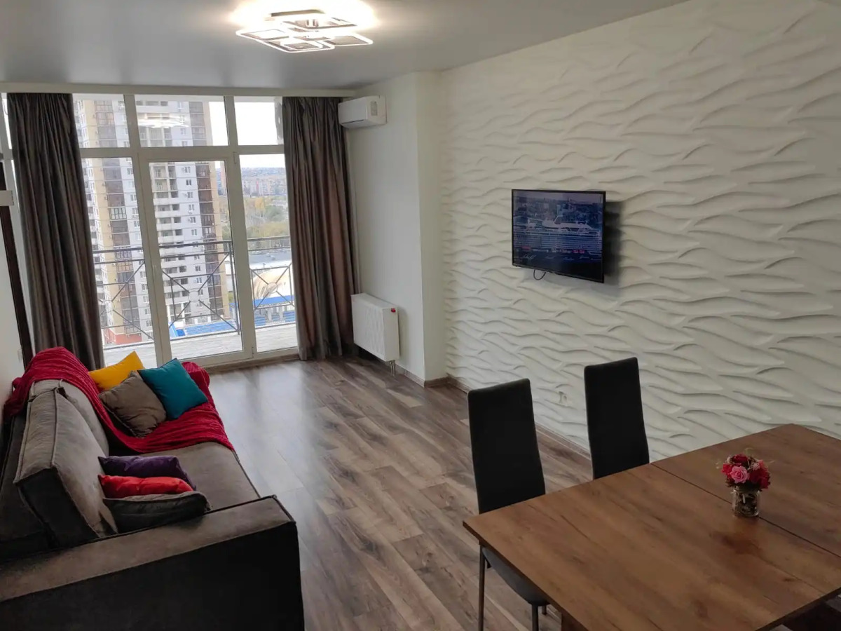 Апартаменты на Пархоменко 2 (374)