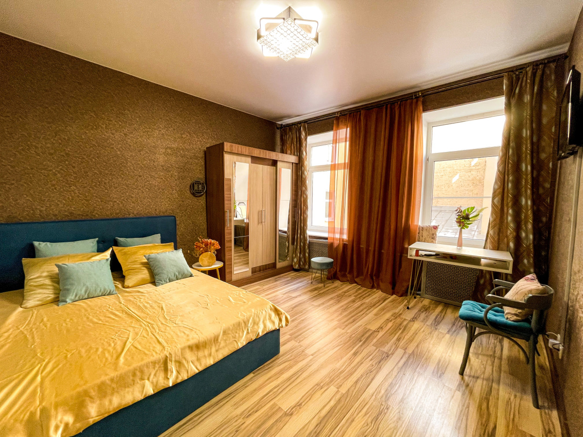 Апартаменты Четырехкомнатные на Невском