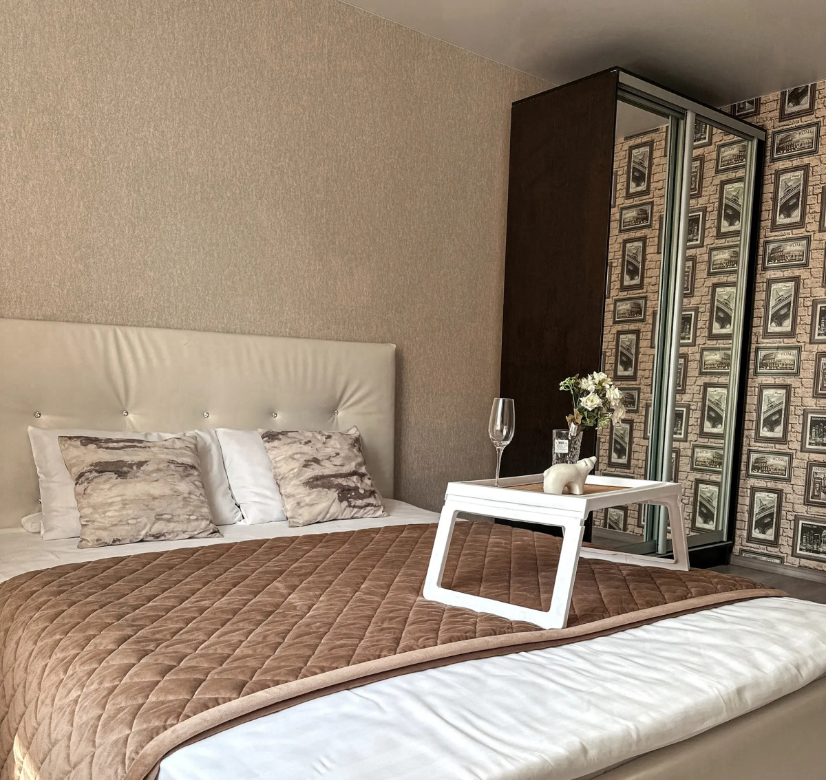 Апартаменты Двухкомнатные Апартаменты на Краснодонской