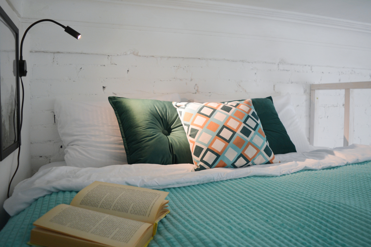 Двухуровневые апартаменты рядом с метро и парком Крылья Советов