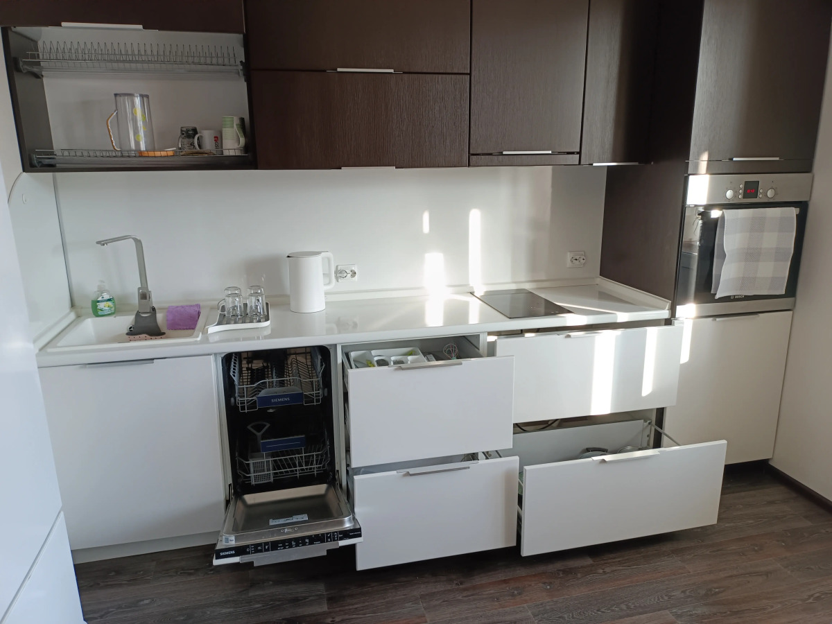 Квартира Двухкомнатная на улице Крайняя/ проспекте Мира