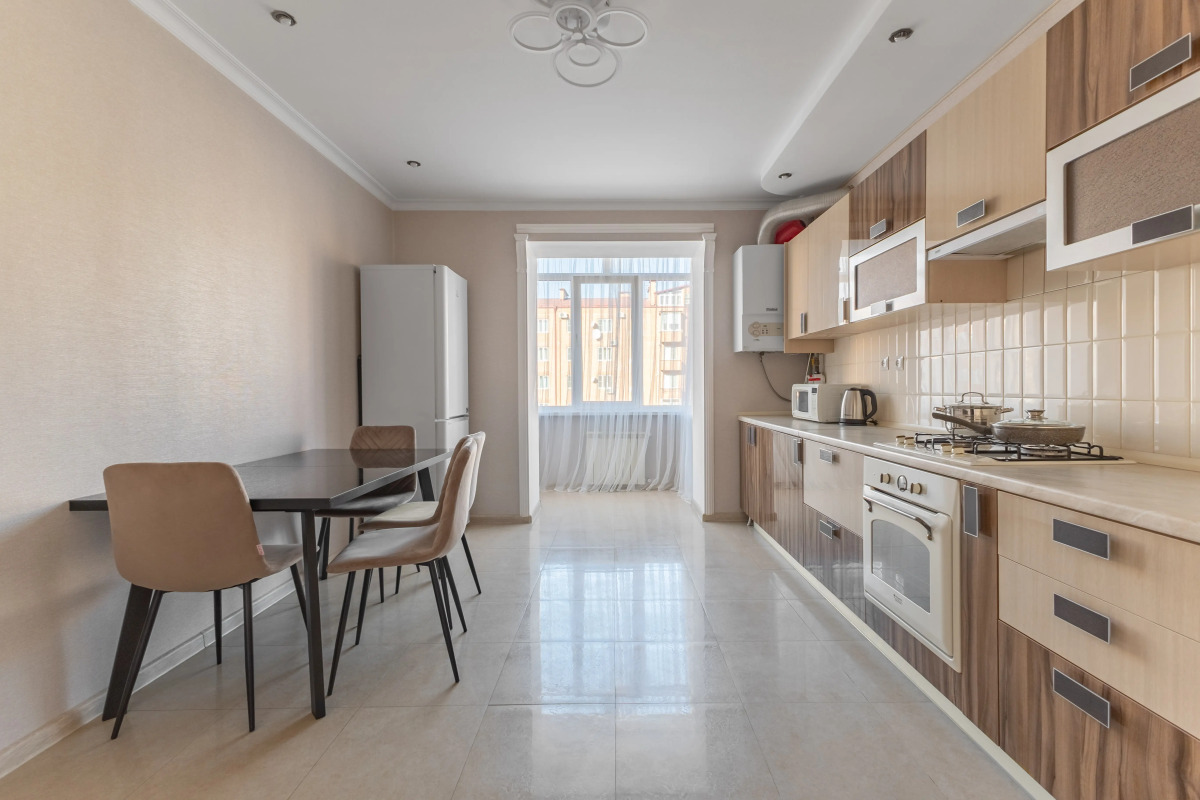 Квартира с обновлённым Ремонтом в закрытом дворе