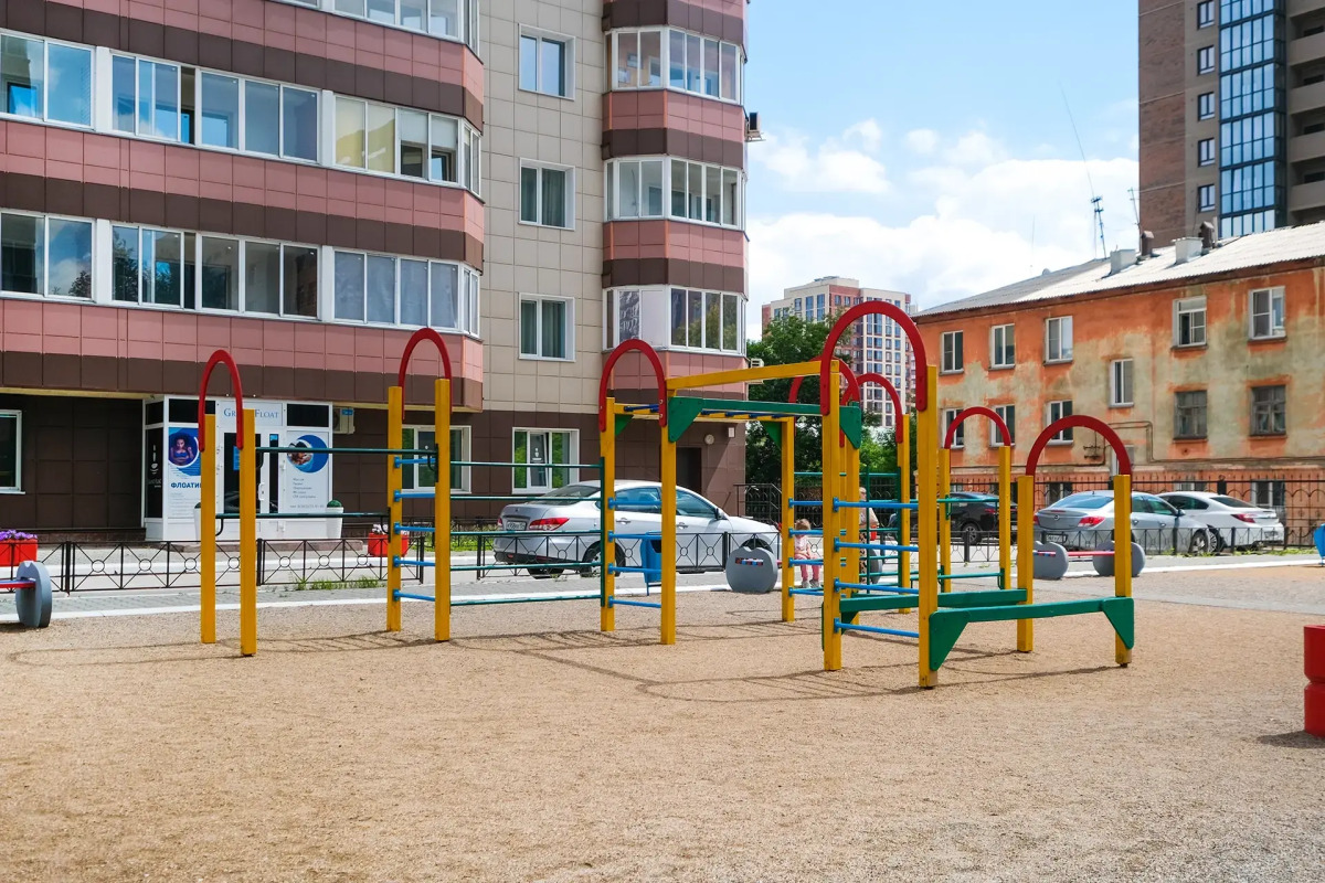 Апартаменты Домант Романова 60/1 (4)